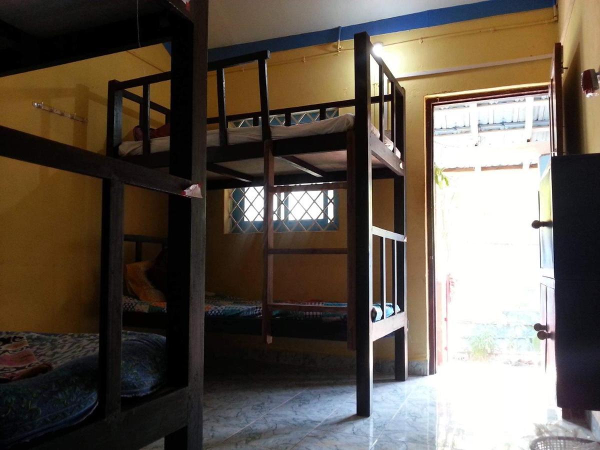 Hippie Hostel Anjuna Esterno foto