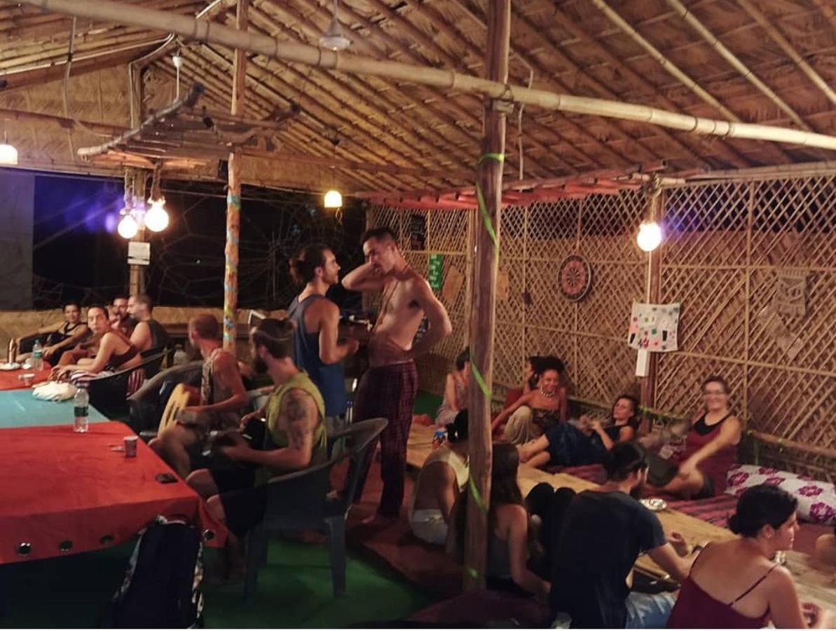 Hippie Hostel Anjuna Esterno foto